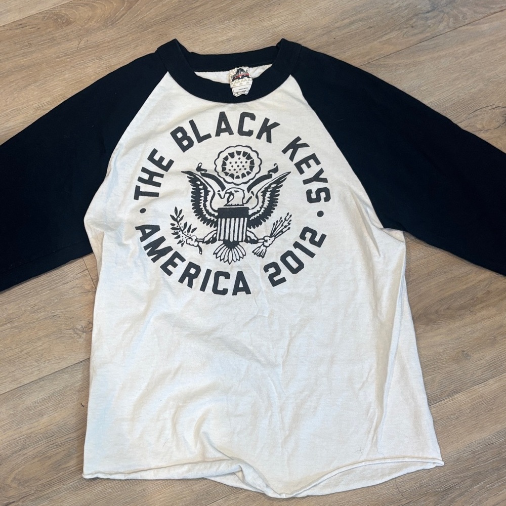 THE BLACK KEYS BASEBALL VINTAGE STYLE BAND TSHIRT